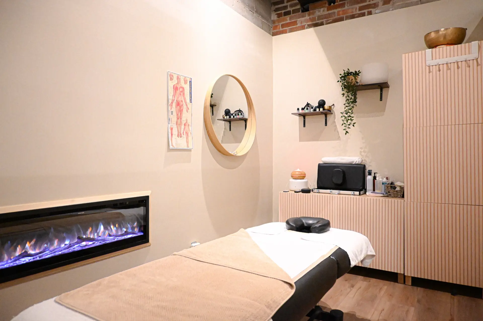 Logic Performance registered massage therapy room
